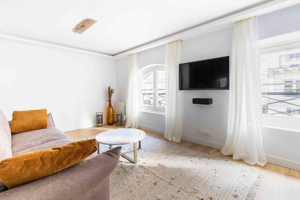 Invalides Palais Bourbon Luxueux Appartement 4P ปารีส ภายนอก รูปภาพ